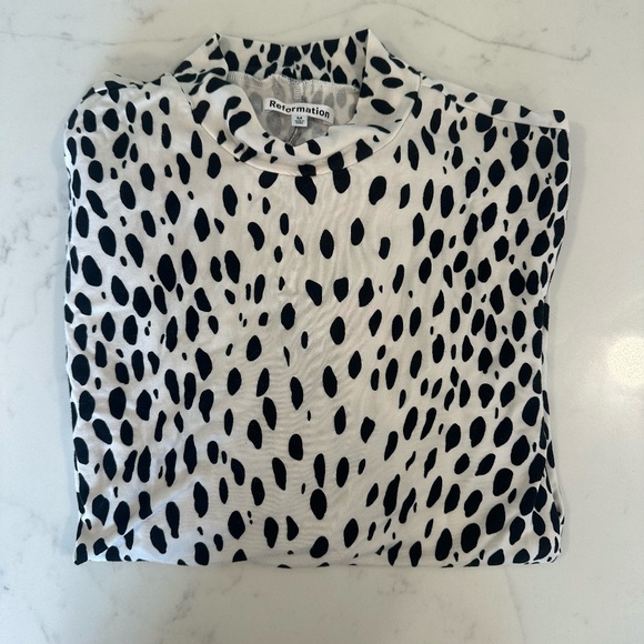 Reformation Bailey Mockneck - Picture 1 of 5